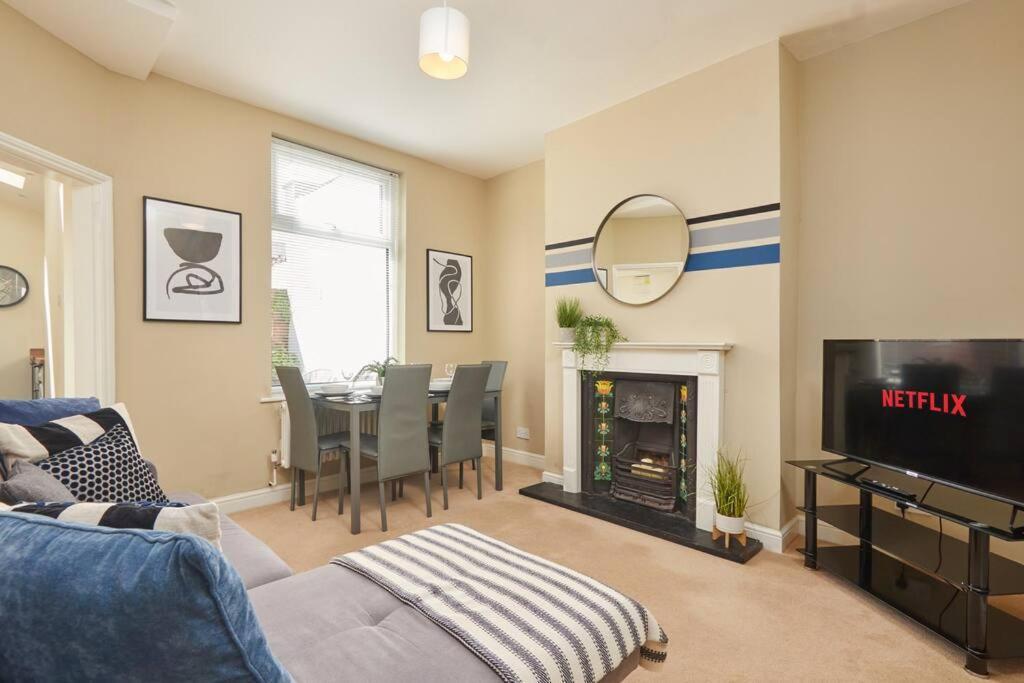 Delightful Central York House Экстерьер фото