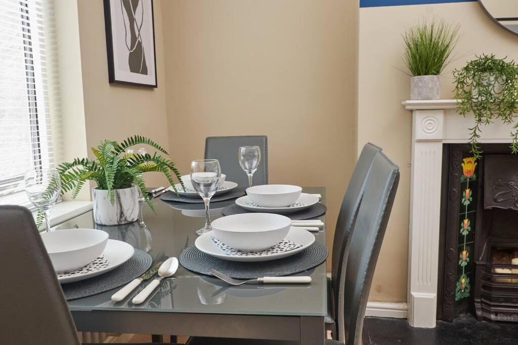 Delightful Central York House Экстерьер фото
